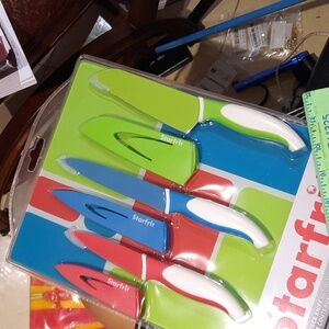 🎁NWT 3 professional CHEF 🍽 🥗 KNIVES with PROTECTIVE SLEEVE & CUTTING BOARD